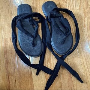 Sanuk Women’s Ankle Wrap Sandals